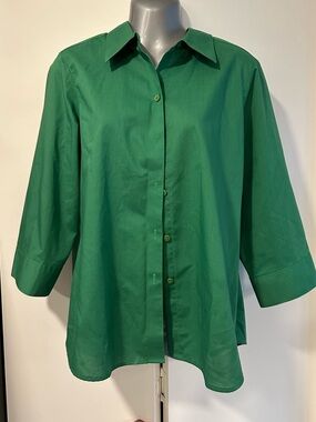 Foxcroft for Appleseeds 14P Wrinkle Free  Classic Green Button-Front Blouse